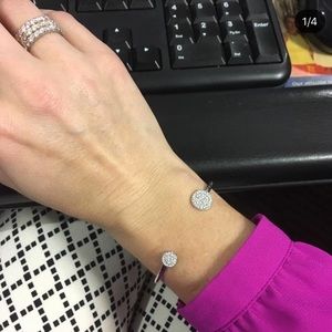 NWT 🥌 Stella & Dot Pave Disc Cuff Silver